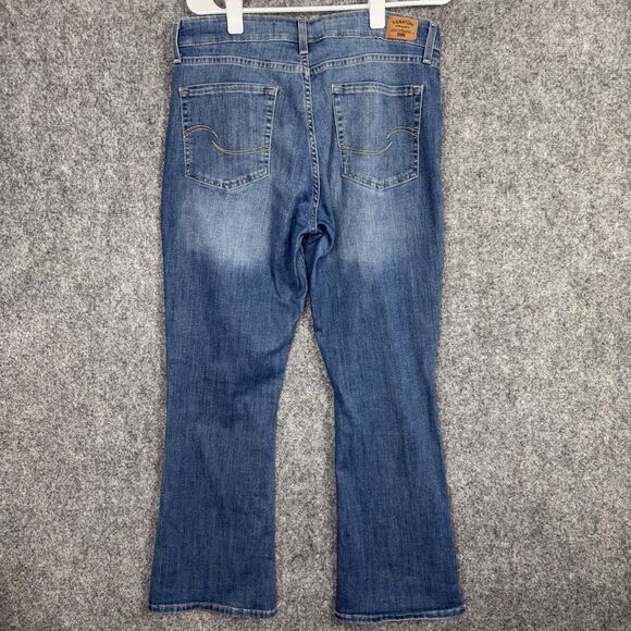 Levi's Totaling Shaping Jeans Womens Size 34 Blue Bootcut Stretch - Picture 2 of 9